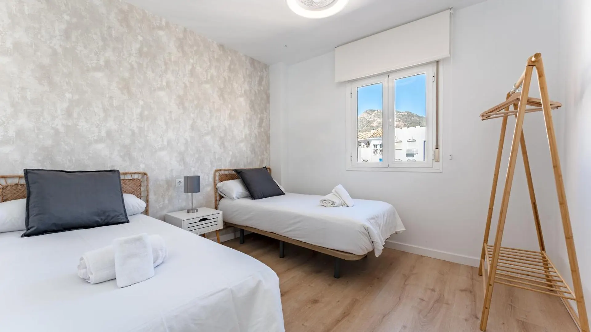 Bhost - Los Carmenes Benalmádena Apartment